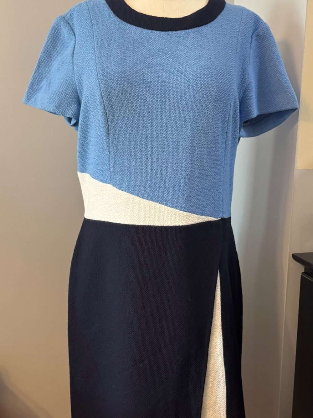 St. John Classic Colour Block Knit Dress (Size 8)